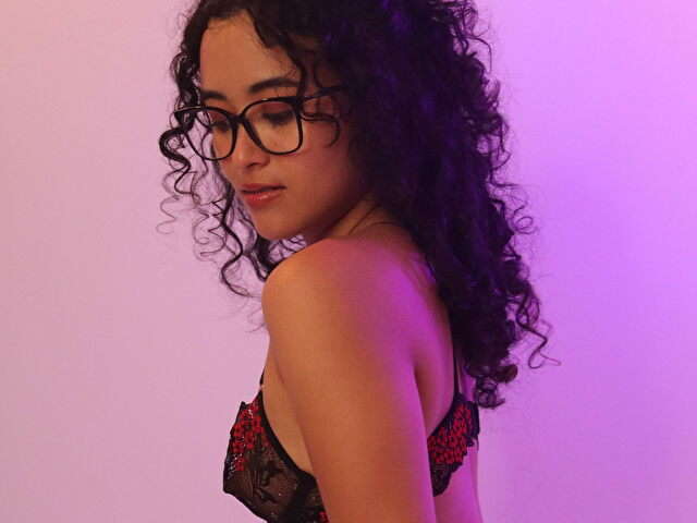 LILI20 free sexy photo