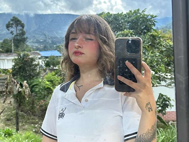 MADISSON free sexy photo