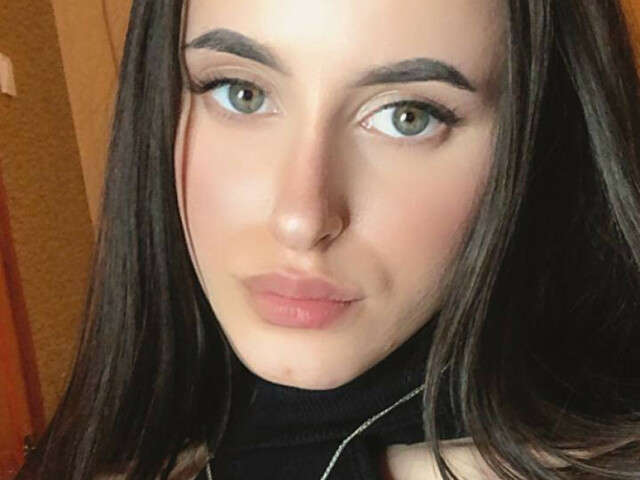 EMMILLER free sexy photo
