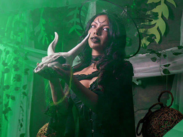 GODDESSJULIE free sexy photo