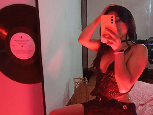 GODDESSJULIE free sexy photo
