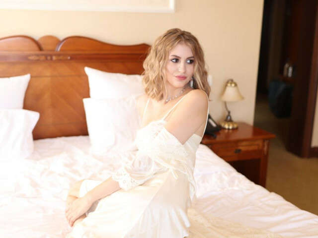 TRUSTURHEART free sexy photo
