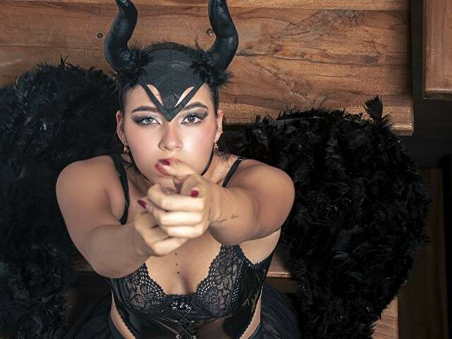 ALONDRABROKS free sexy photo