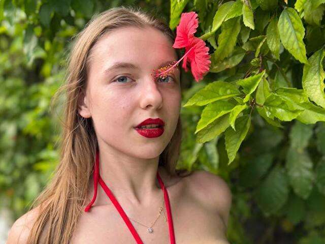 FREIIAFLOWER free sexy photo