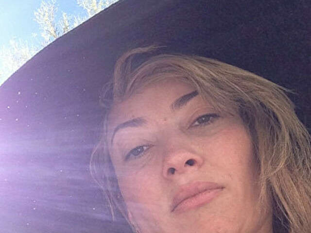 BLONDEBRAZIL free sexy photo