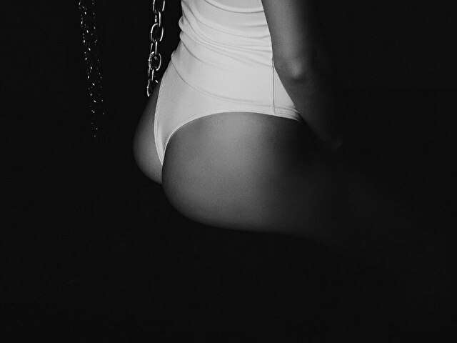 LEYAROSALIE free sexy photo