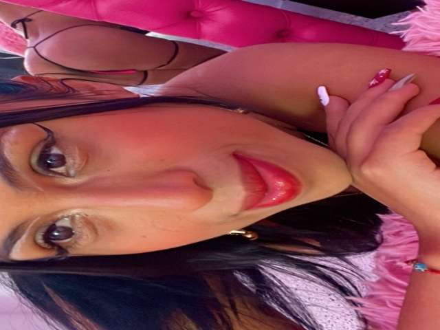 ANNYTAFUR free sexy photo