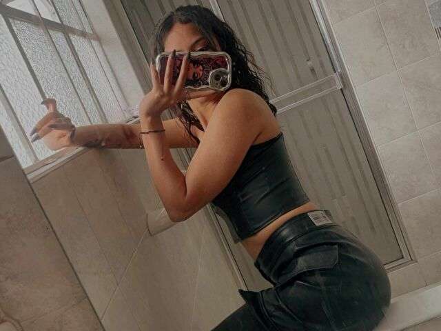 ANNYTAFUR free sexy photo