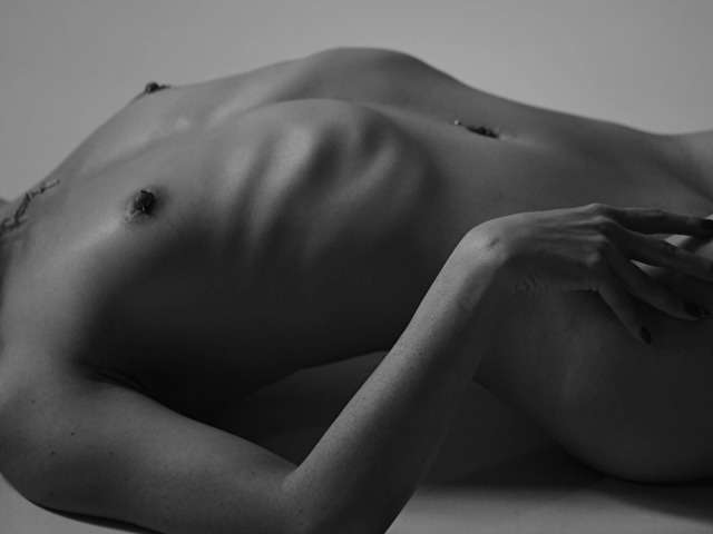 VALIRII free hard sexy photo