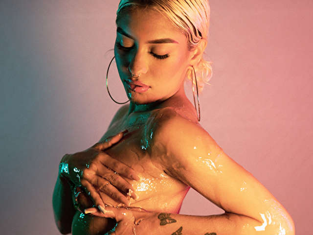ISISALI free hard sexy photo