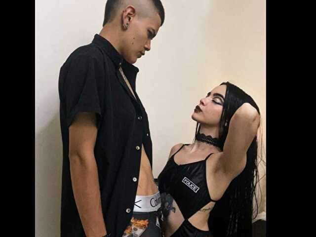 EMILYANDSAN free sexy photo