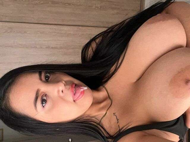CASSIDYHOLE free hard sexy photo