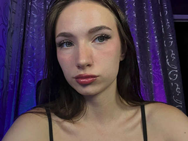 TRICE free sexy photo