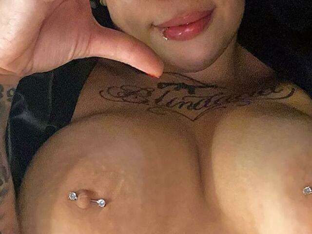 SWEETBUNNY free hard sexy photo