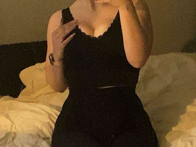 LEXYHOTPUSSY free sexy photo