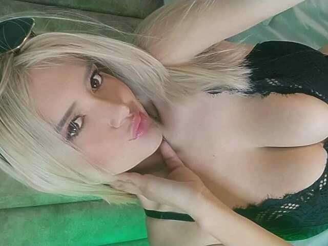 ELISECOLEMAN free sexy photo