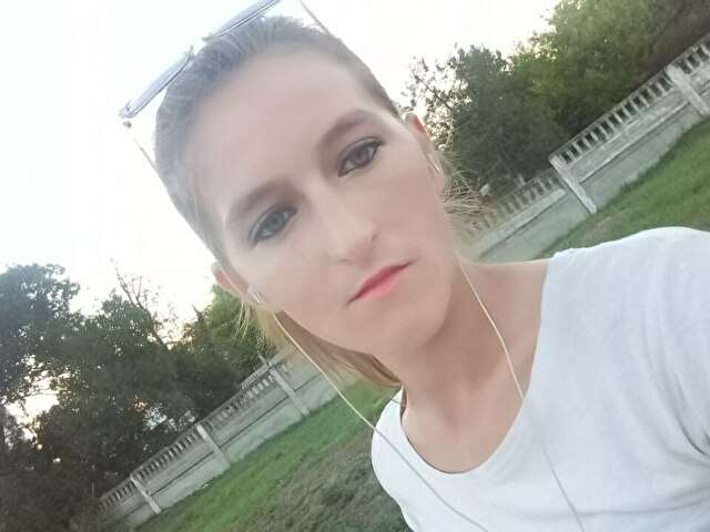PEOPLECHILL free sexy photo