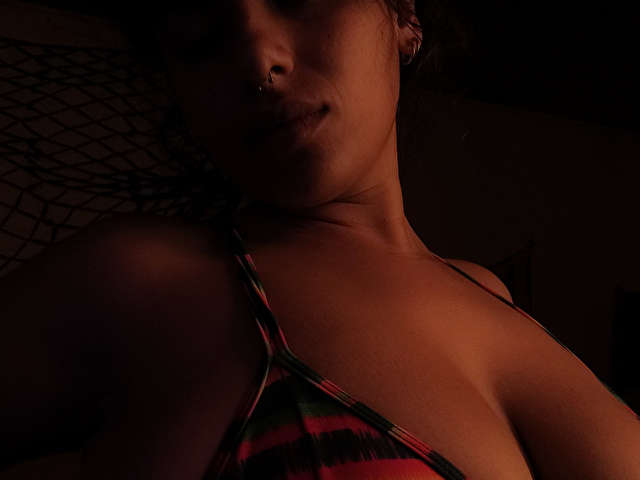 BLOWJOY free sexy photo
