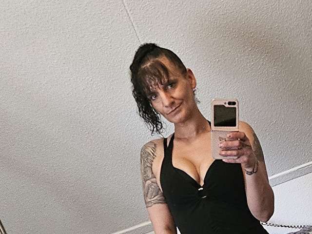 STOUTENAOMI free sexy photo