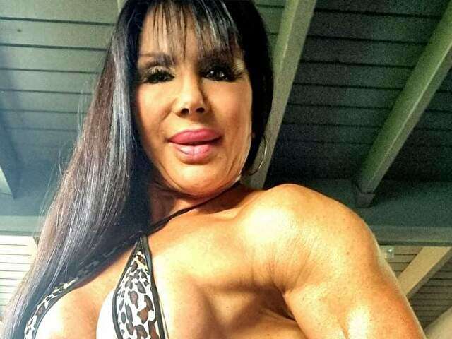MUSCLELATINA free sexy photo