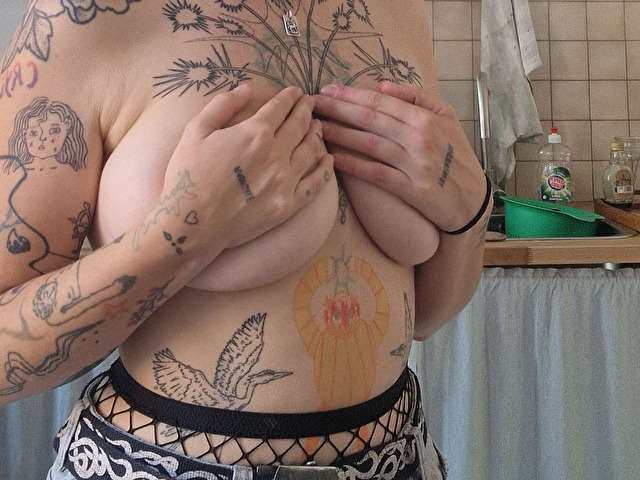 LOULAXOXO free hard sexy photo