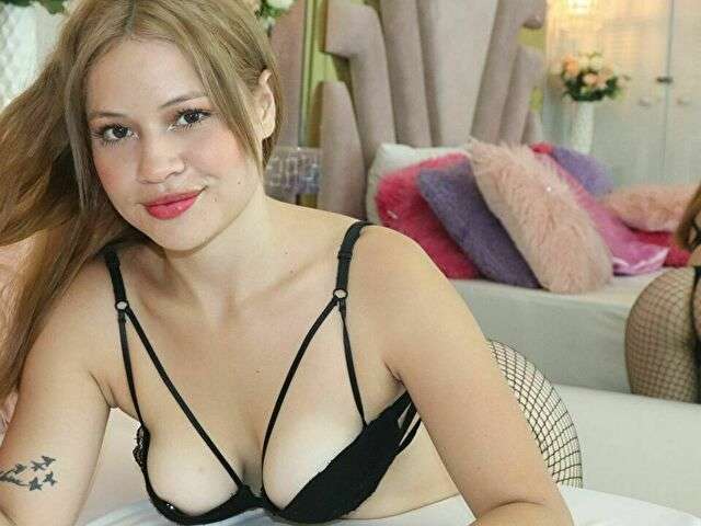 KENIABLONDIE free sexy photo