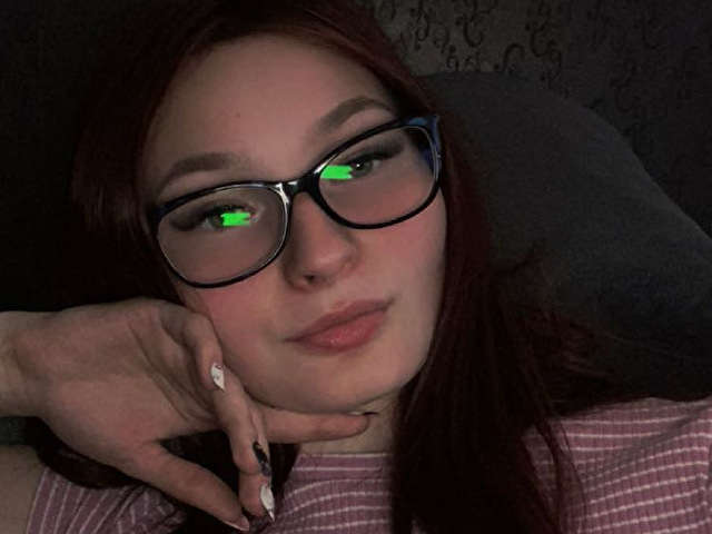 LEAKISS free sexy photo