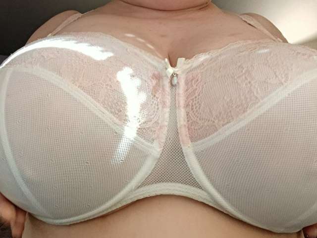 TITSMEGI free sexy photo