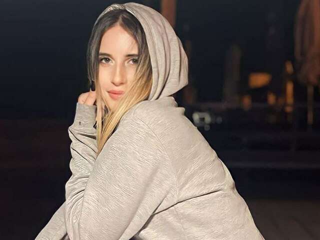 LINDSEYTATEE free sexy photo