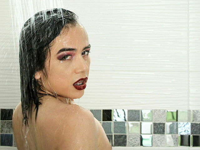 LOREENOAK free sexy photo