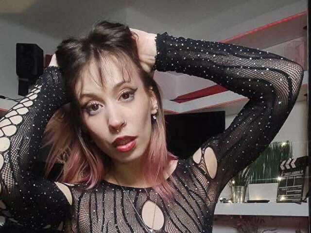 LUNAAMOURE free sexy photo