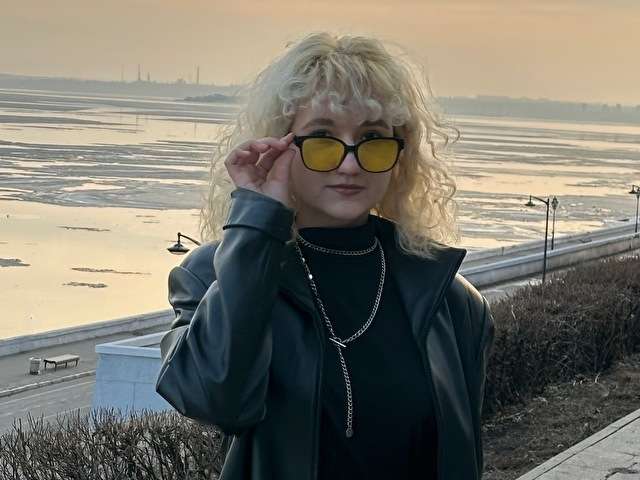 ELIZAWOOLER free sexy photo
