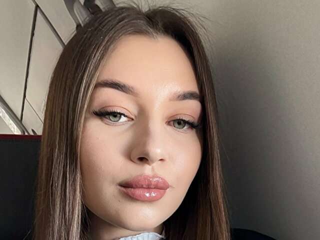 LIAGOUTTI180 free sexy photo
