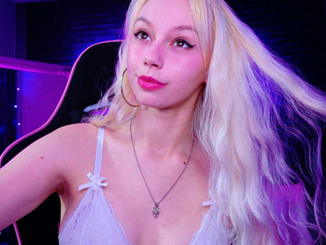 ALESSIACROFT free sexy photo