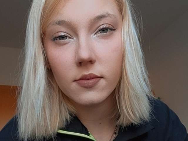 SARAHSEXDOLL free sexy photo