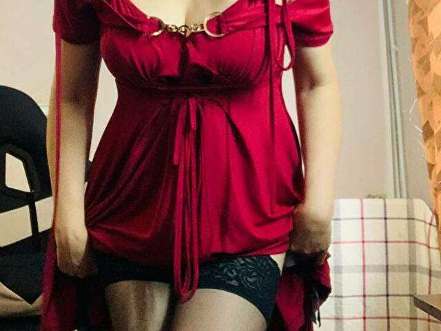 KARENIKA free sexy photo