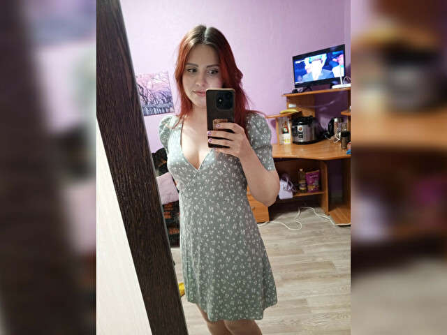 FOXYGREEN free sexy photo