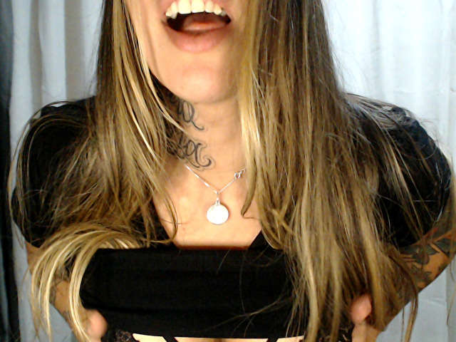 RENEETJE free sexy photo