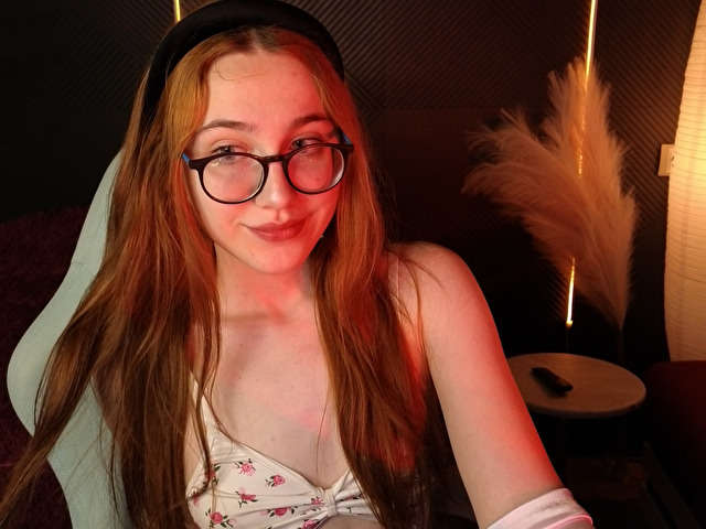 AMBERWINK free sexy photo