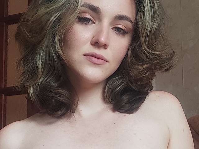 JUNECRUSHXO free sexy photo