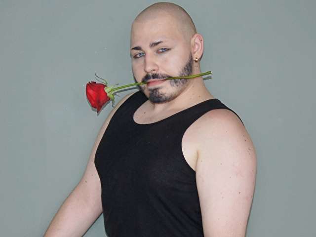 MASTERFABIAN free sexy photo