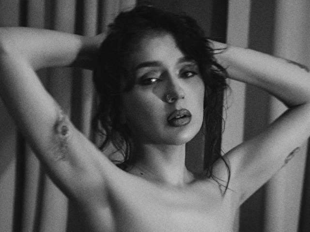 RUBYSTONES free sexy photo
