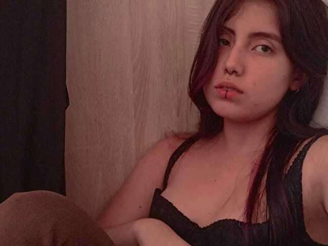 DAINAEVANSS free sexy photo