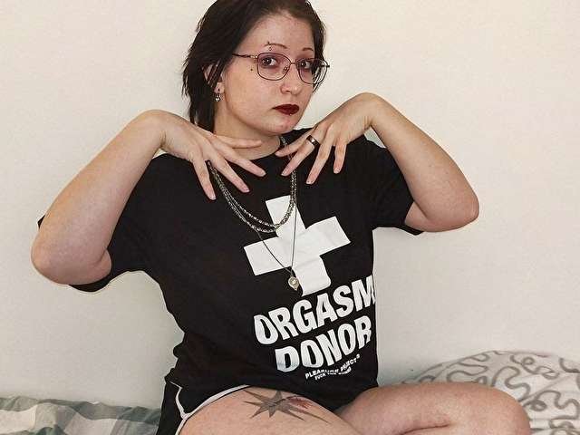 RACHELROCKS free sexy photo