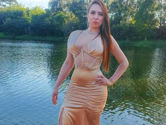 IVONNESAENZ free hard sexy photo