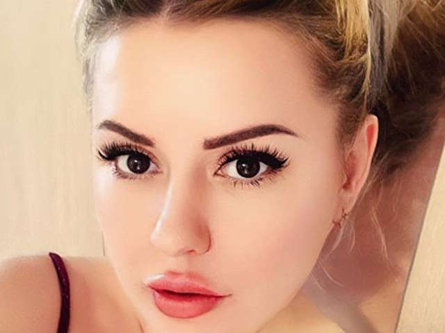 CRYSTALLEYES free sexy photo