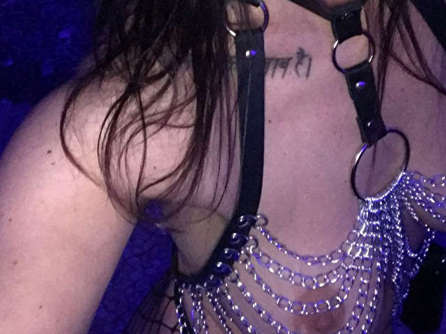 SERENA4YOU free hard sexy photo