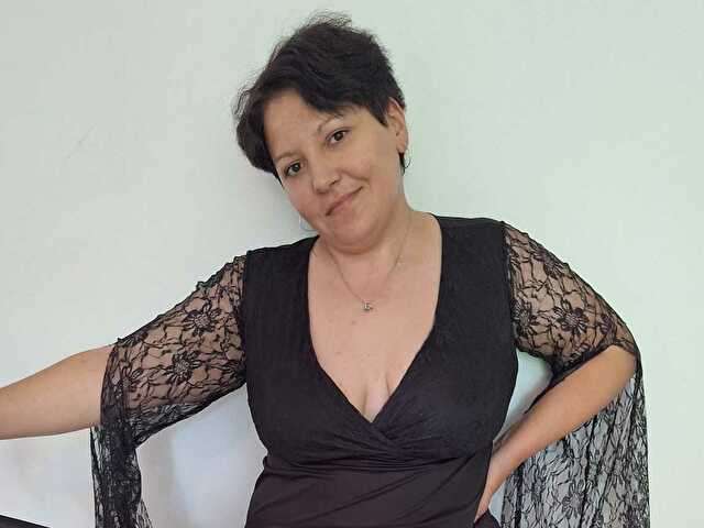 MAYABLOWSYOU free sexy photo