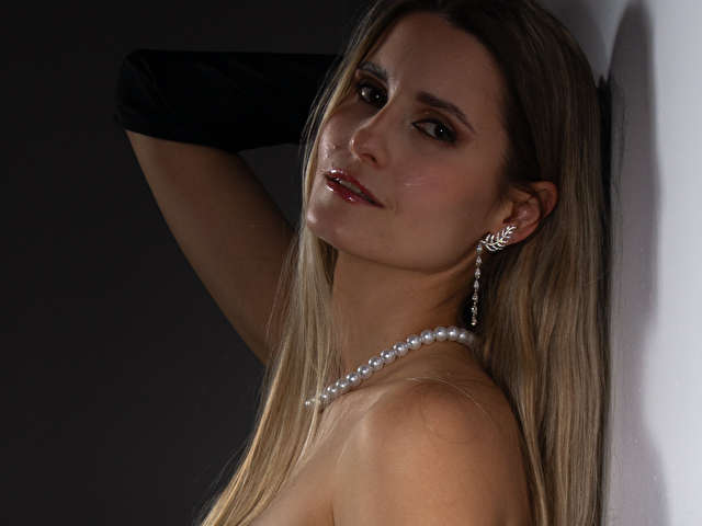 CATRINMODEL free sexy photo