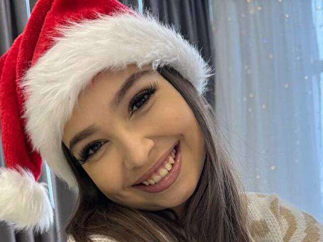 YULIANNAX free sexy photo